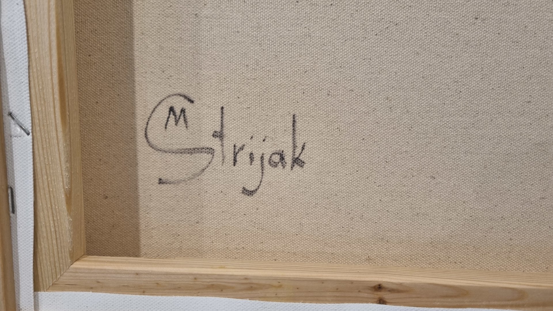 30x30x30 signed 30x30x30 signed